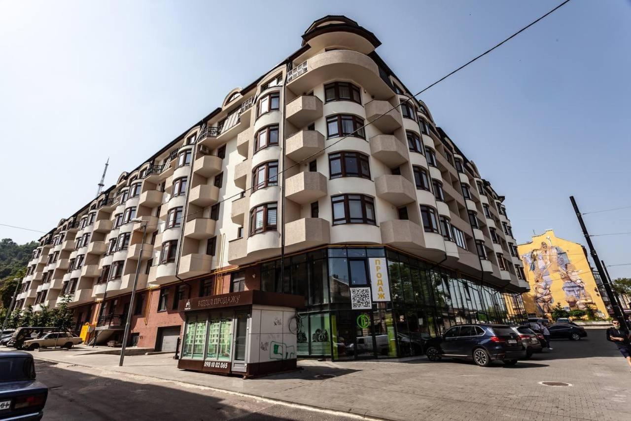 Lucky Apartment
